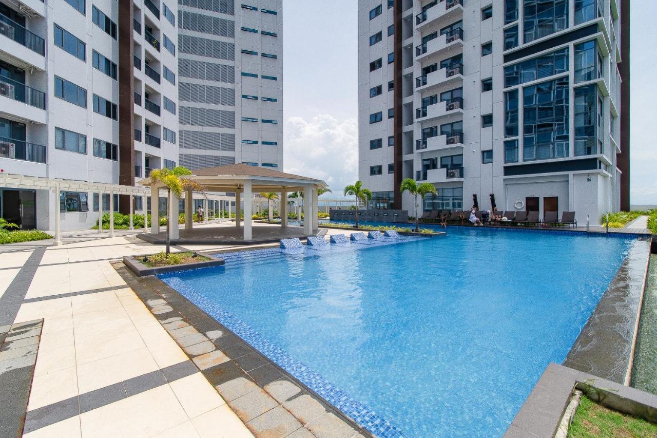 Apartment Omp 15c-t2, Seaview, Pool & Access, Near Airport, Fast Wi-fi, Netflix Punta Engano (Mactan)